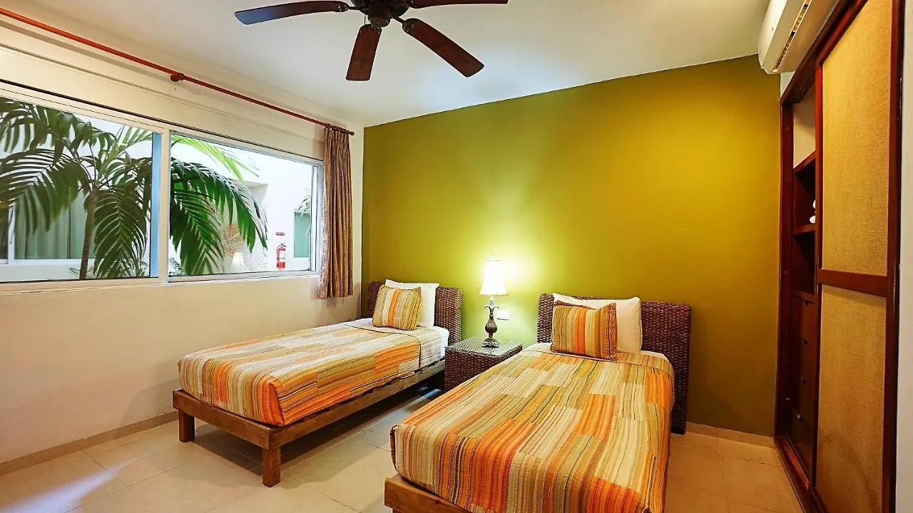 Apartment Meridian 107 Condo Playa del Carmen